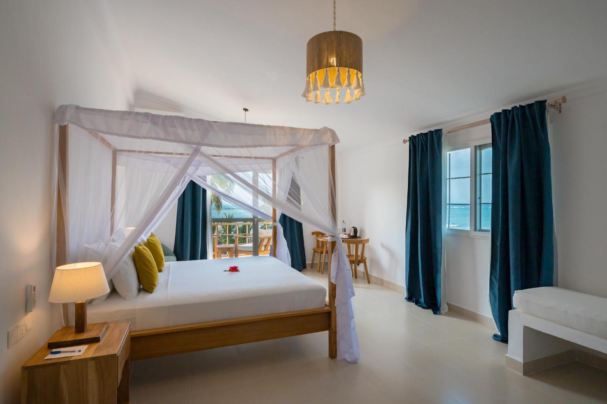 Ocean Boutique Hotel - Adults Only Pingwe Bagian luar foto
