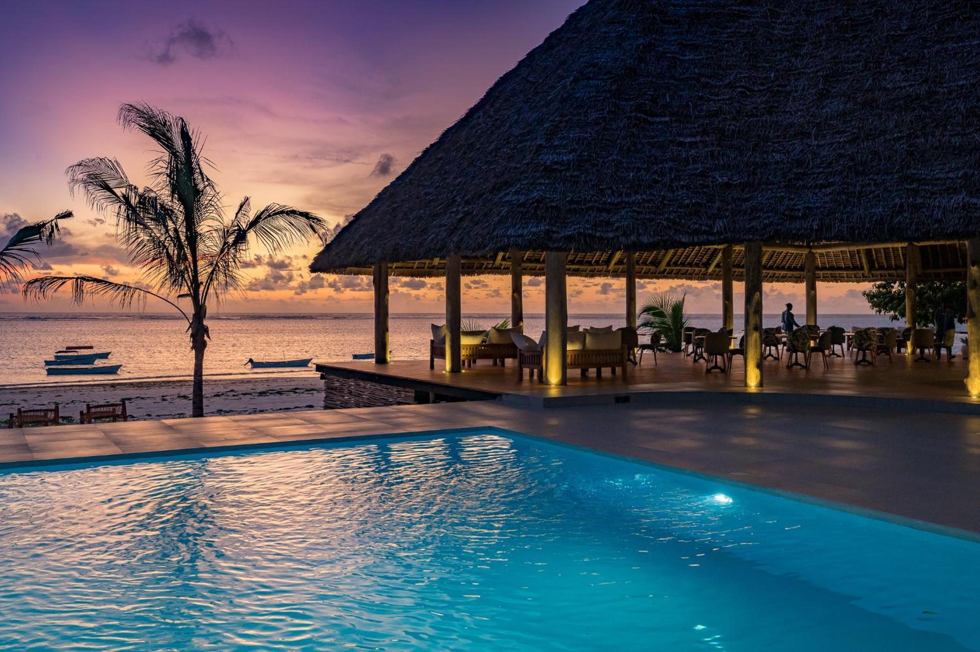 Ocean Boutique Hotel - Adults Only Pingwe Bagian luar foto