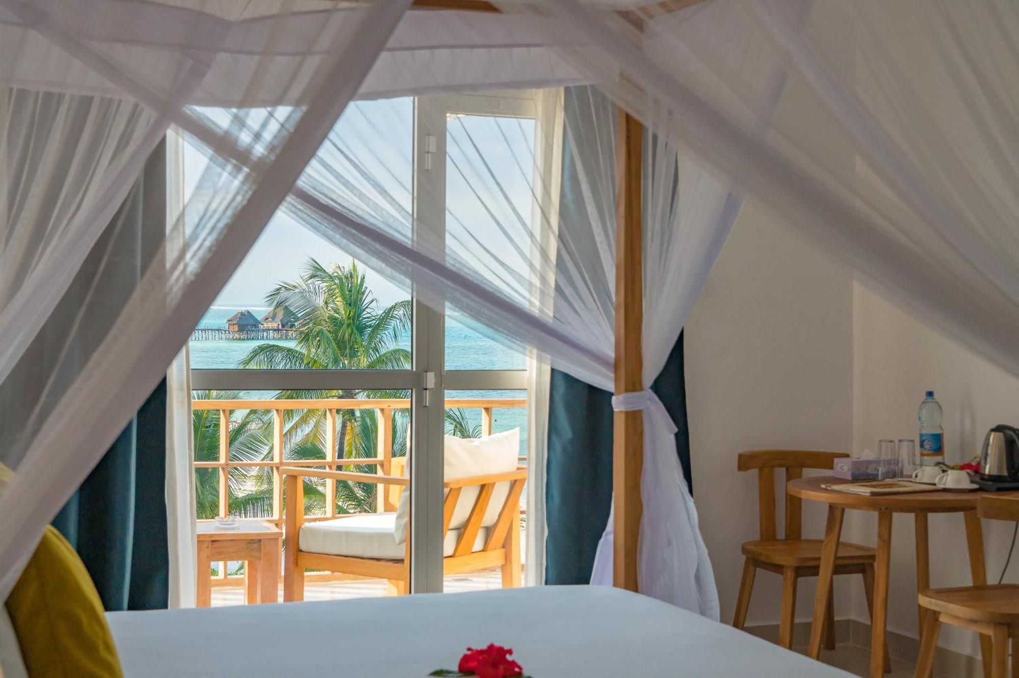 Ocean Boutique Hotel - Adults Only Pingwe Bagian luar foto