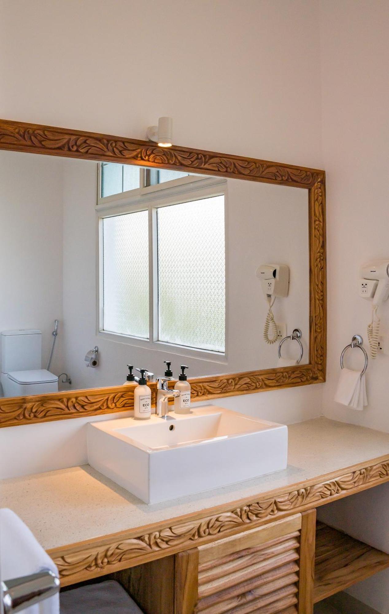 Ocean Boutique Hotel - Adults Only Pingwe Bagian luar foto
