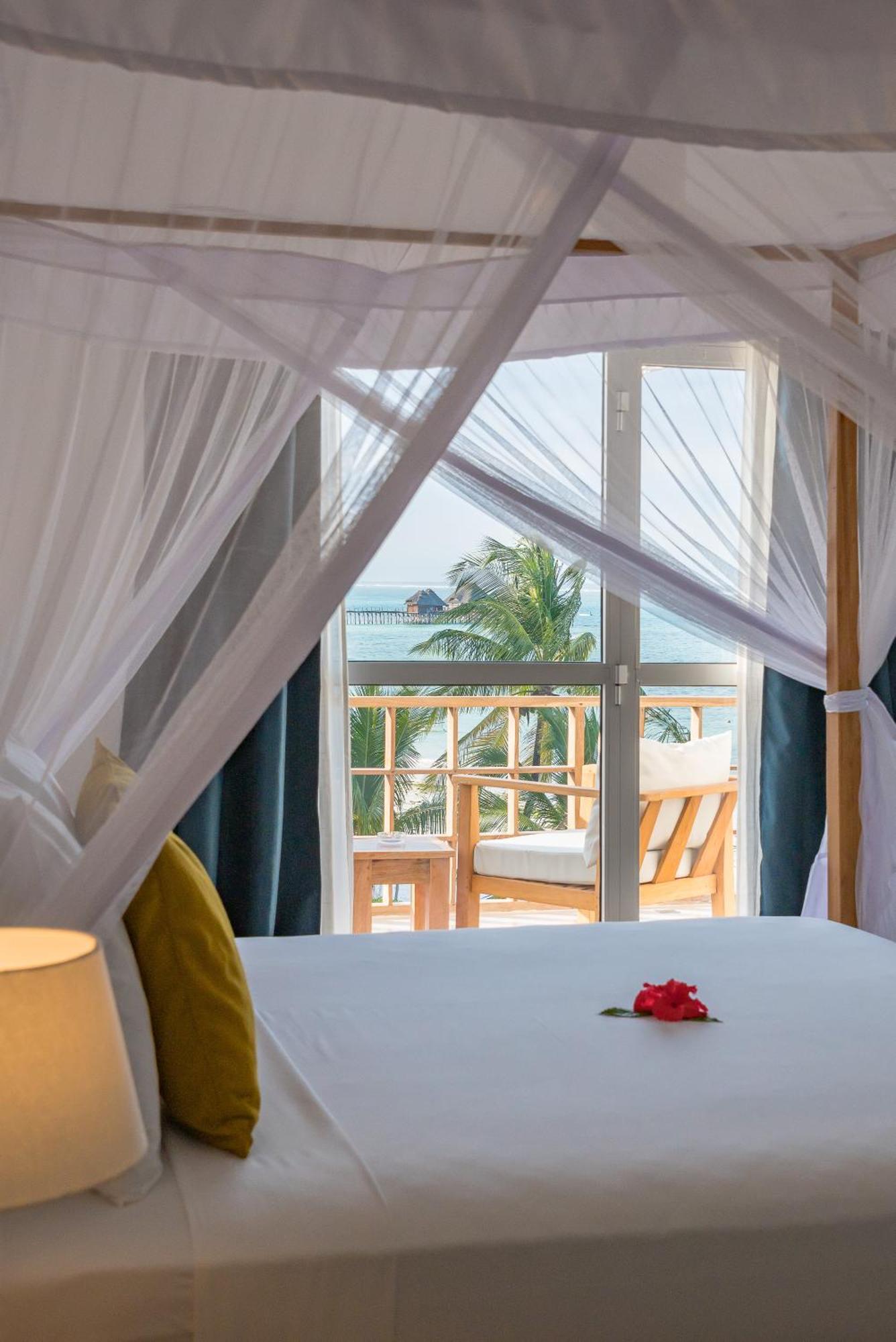 Ocean Boutique Hotel - Adults Only Pingwe Bagian luar foto