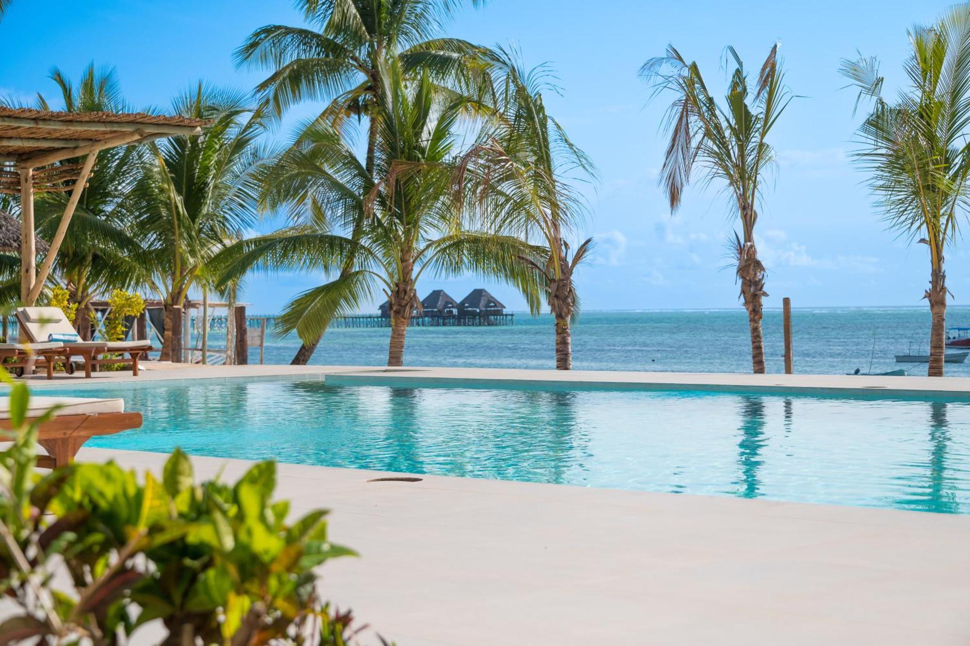 Ocean Boutique Hotel - Adults Only Pingwe Bagian luar foto