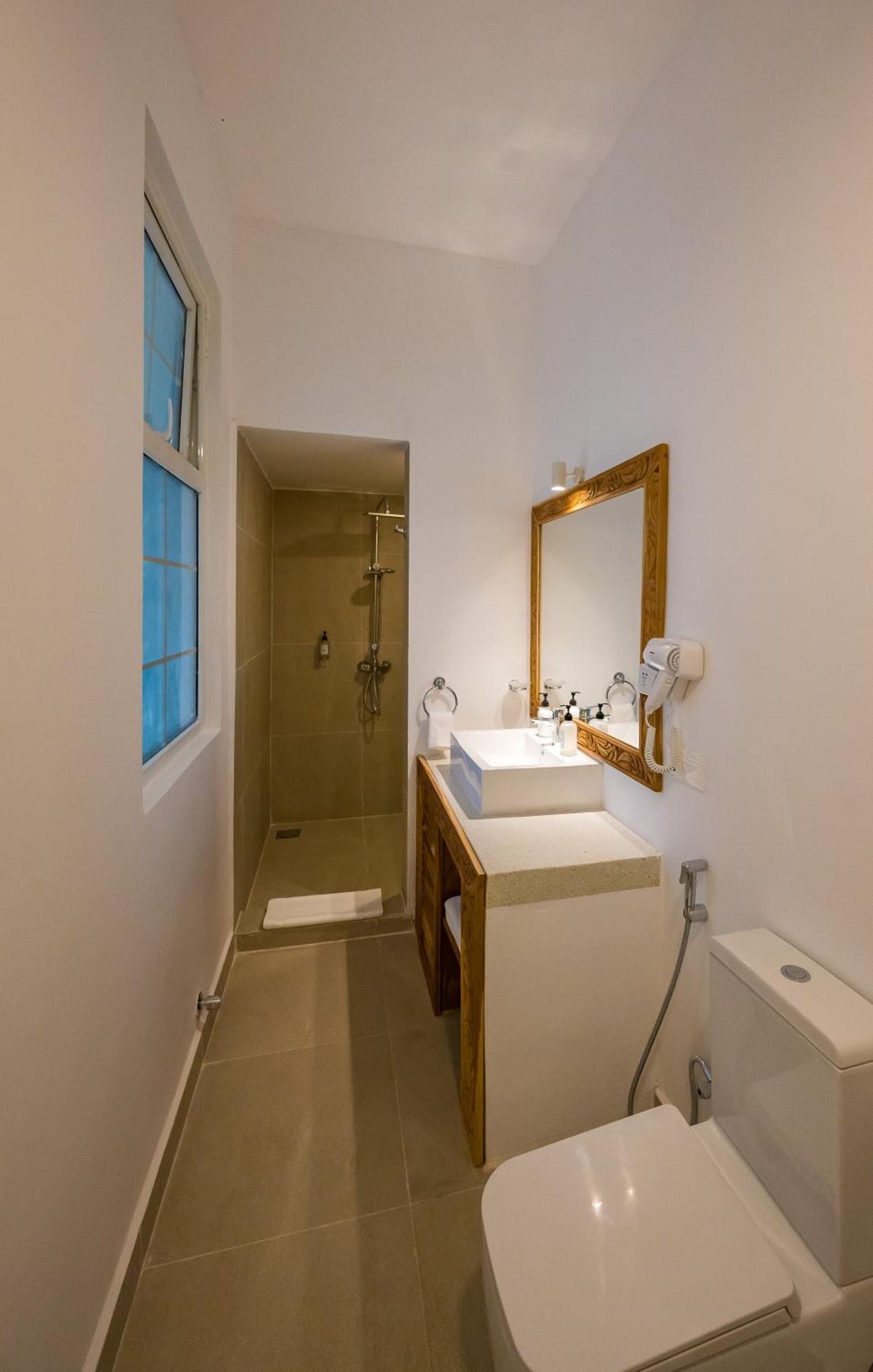 Ocean Boutique Hotel - Adults Only Pingwe Bagian luar foto