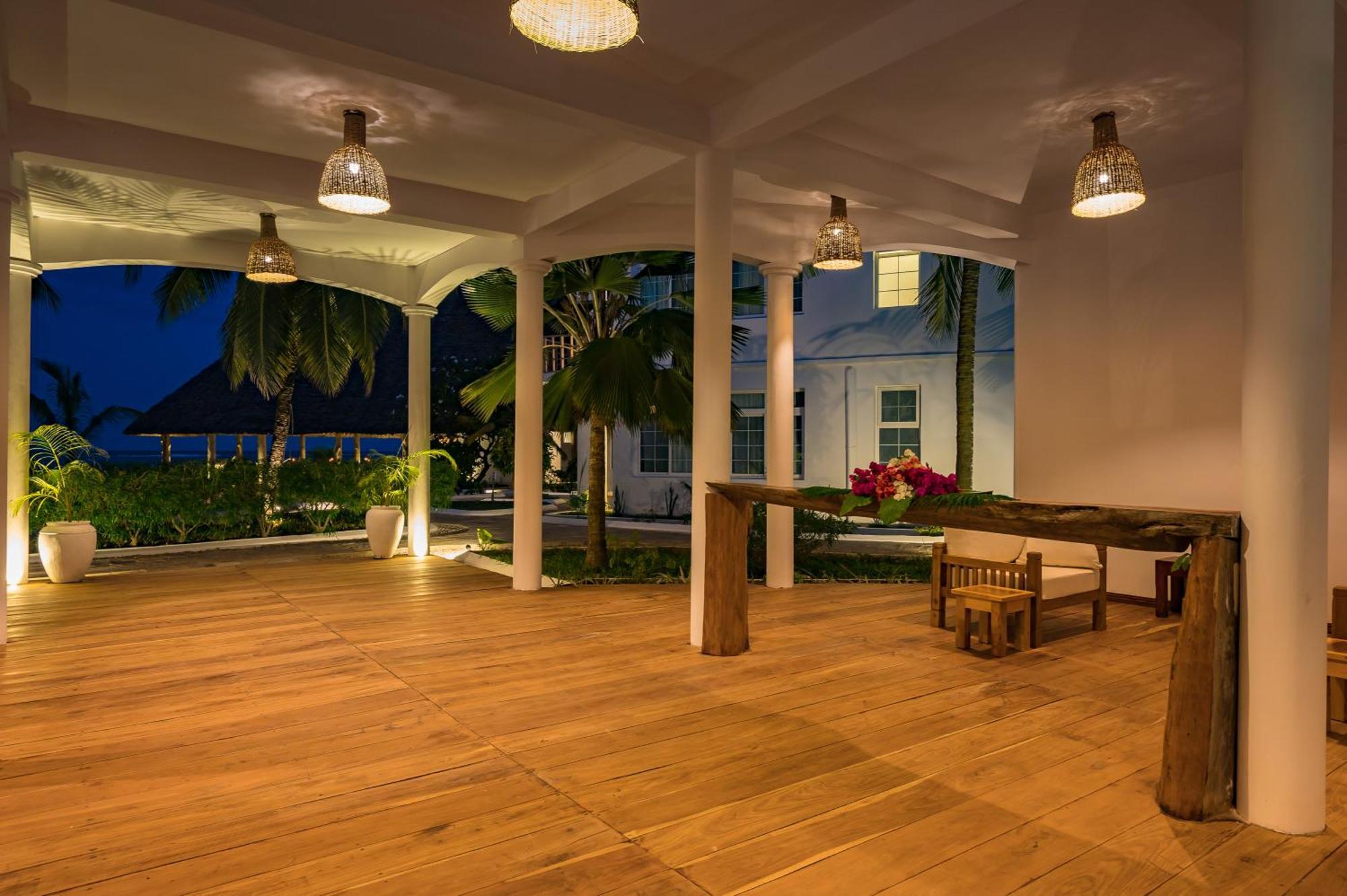 Ocean Boutique Hotel - Adults Only Pingwe Bagian luar foto