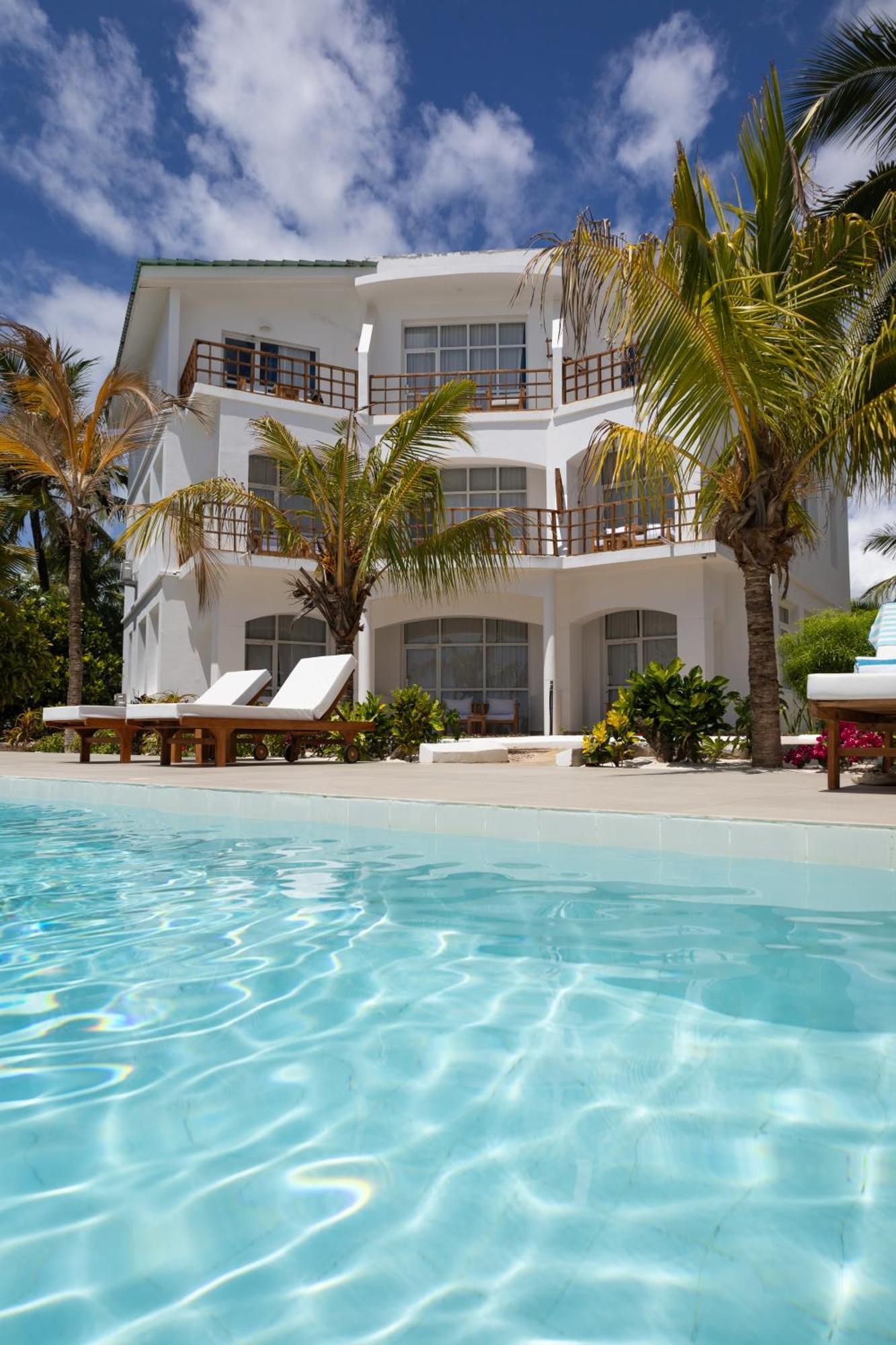 Ocean Boutique Hotel - Adults Only Pingwe Bagian luar foto